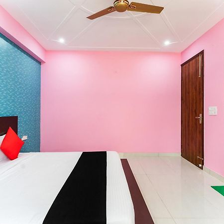 Hotel Capital O Harish Residency Gurgaon Exterior foto