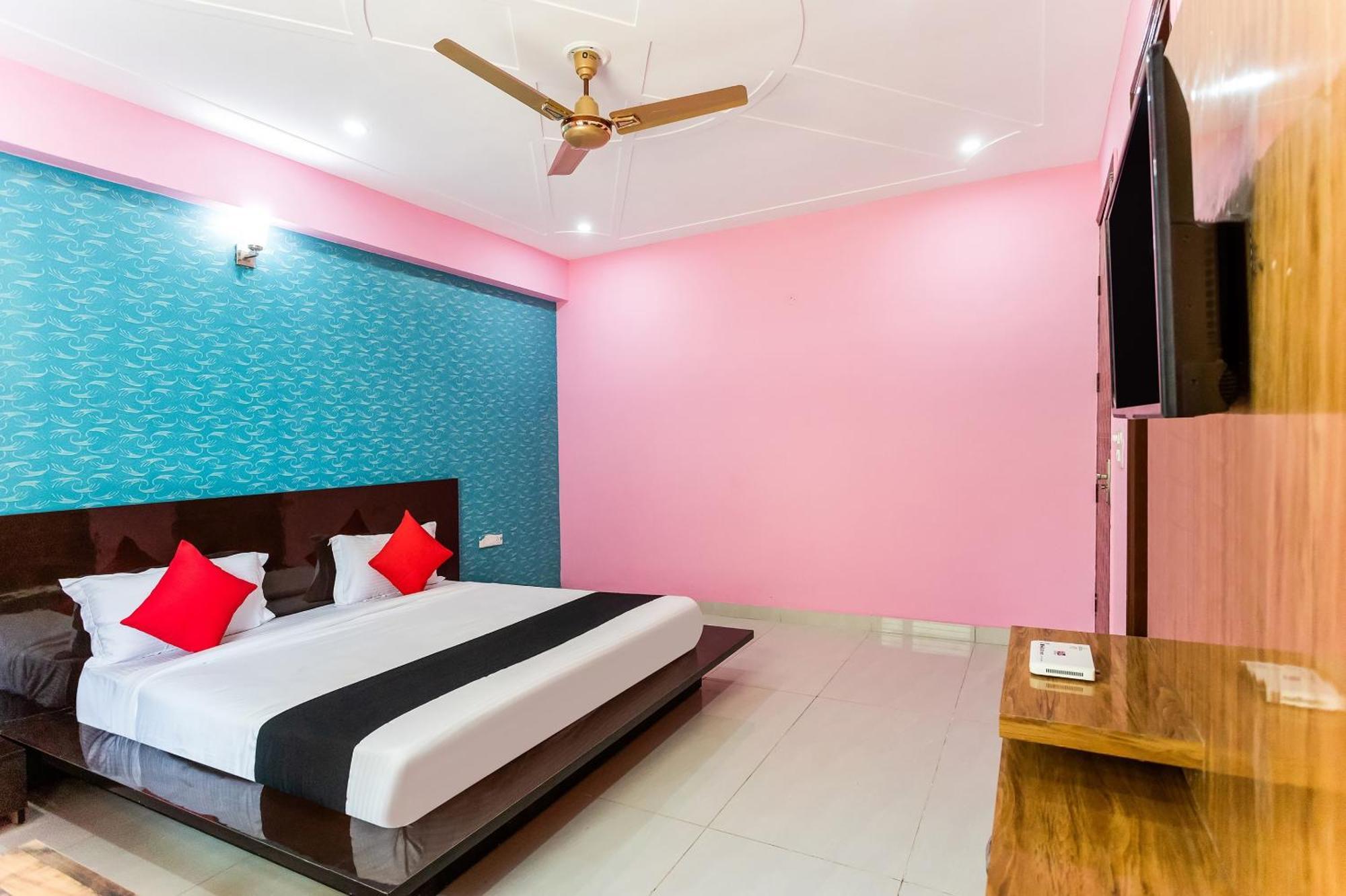 Hotel Capital O Harish Residency Gurgaon Exterior foto